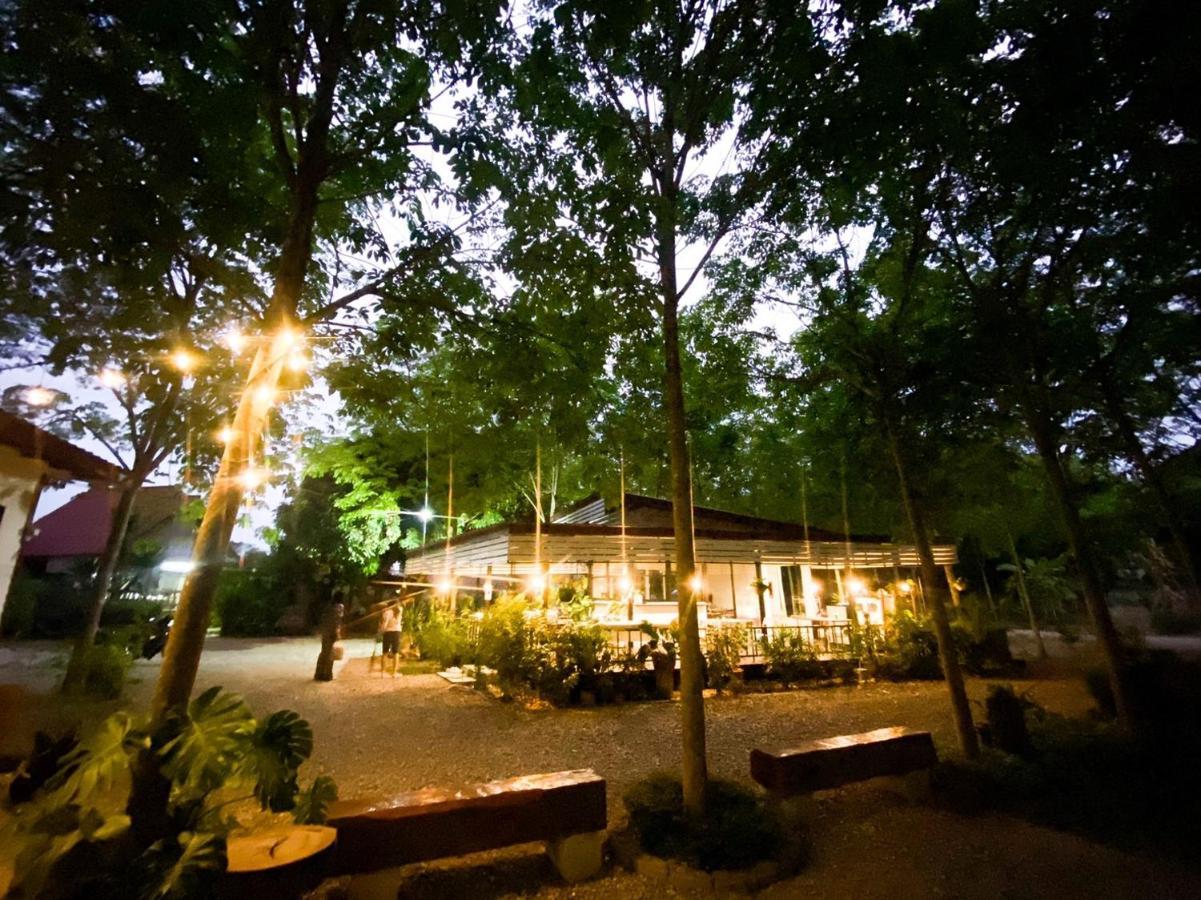 Sameikei Homestay Phrae Dış mekan fotoğraf