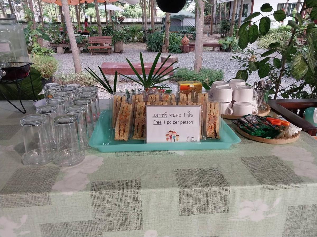 Sameikei Homestay Phrae Dış mekan fotoğraf
